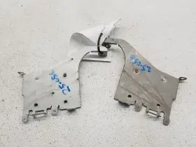 Nissan 638.da1v04 03-06 350z Radio Brackets Oem 28038cd01a