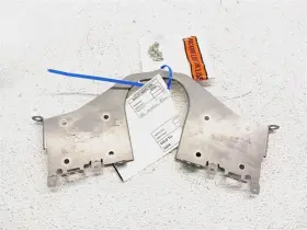28039-cd01a Nissan 638.da1v05 2005 350z Conv Radio Side Brackets With Hardware 28038-cd01a